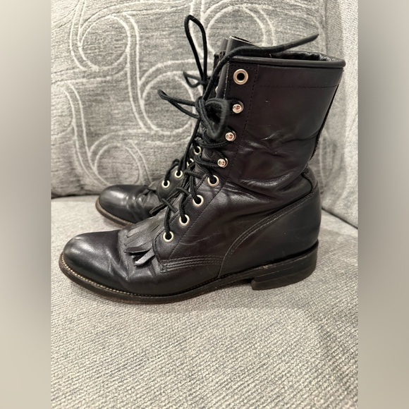 Justin Womens Kiltie Lace Up Boots Size 6 Black Leather Western Fringe Vintage - Picture 2 of 8